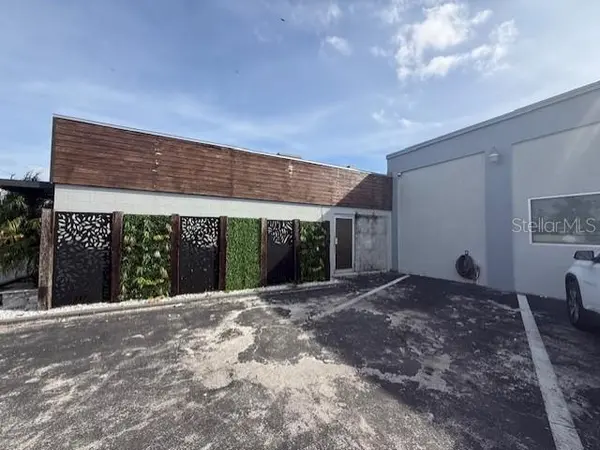 3852 L B MCLEOD RD, Orlando, FL 32805
