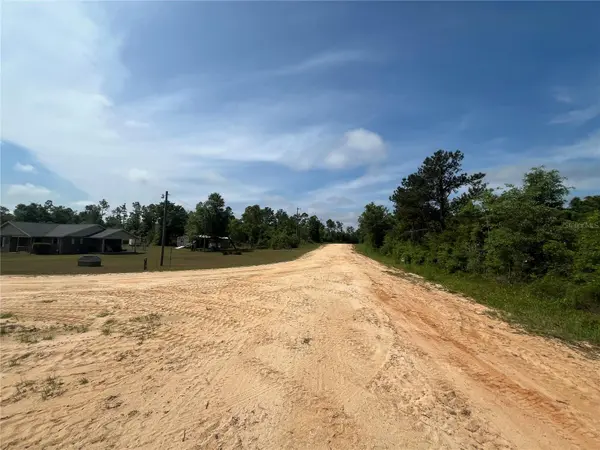 ROME AVE, Alford, FL 32420