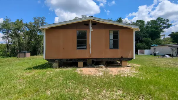 16237 SE 58 PL, Ocklawaha, FL 32179
