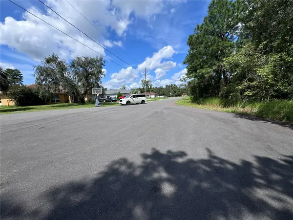 OAK PASS LOOP, Ocala, FL 34472