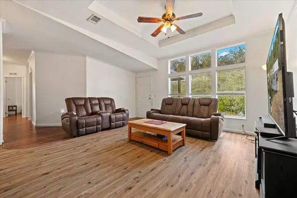 137 FRANKLIN AVE, Pomona Park, FL 32181