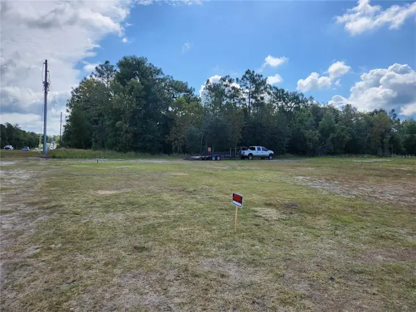 7013 SE MARICAMP RD, Ocala, FL 34472