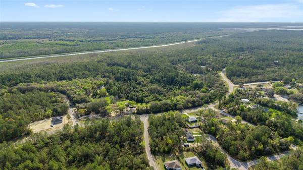 475 FISHER RD, Ocklawaha, FL 32179