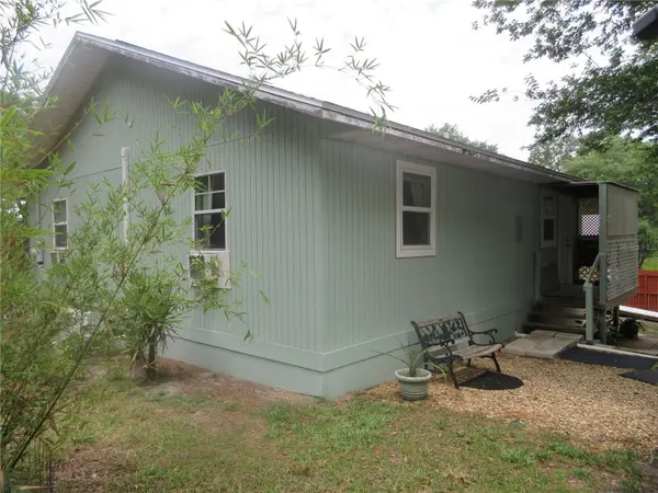 5949 SE 164TH CT, Ocklawaha, FL 32179