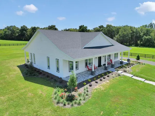 1631 W HWY 329, Citra, FL 32113