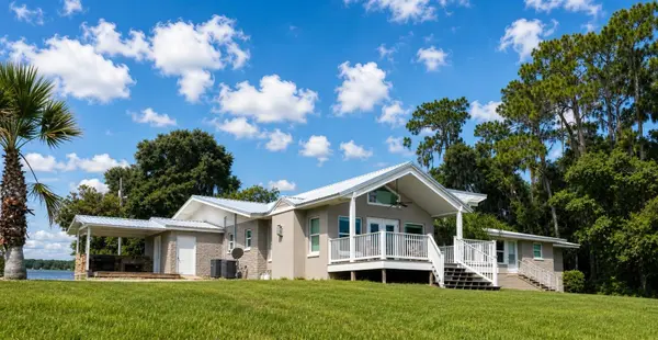 10893 SE 141 AVENUE RD, Ocklawaha, FL 32179