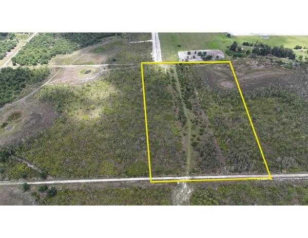 21061 GRANVILLE RD, North Fort Myers, FL 33917