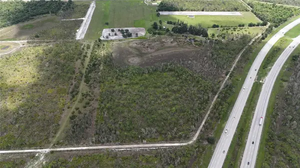 21061 GRANVILLE RD, North Fort Myers, FL 33917