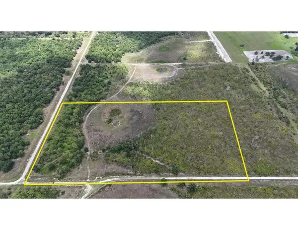 21031 GRANVILLE RD, North Fort Myers, FL 33917