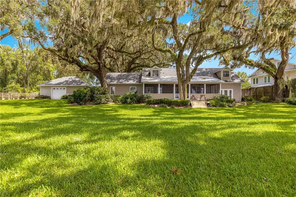 12360 E HIGHWAY 25, Ocklawaha, FL 32179
