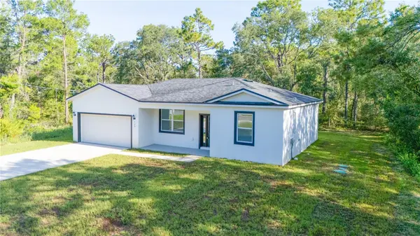 125 FISHER WAY, Ocklawaha, FL 32179