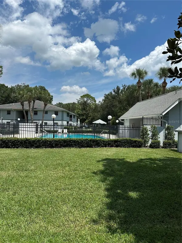 584 FAIRWAYS LN #F202, Ocala, FL 34472