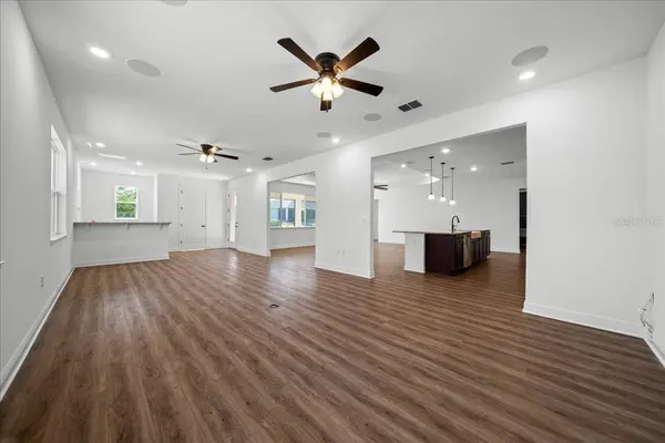 8233 SW 93RD TER, Ocala, FL 34481