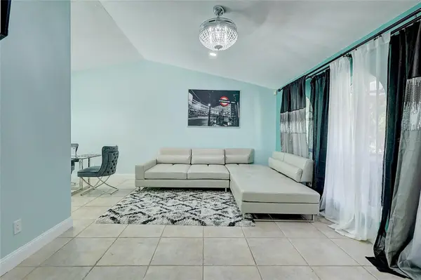 238 SW GROVE AVE, Port St Lucie, FL 34983