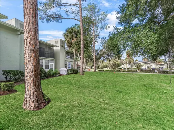 622 FAIRWAYS CIR #A, Ocala, FL 34472