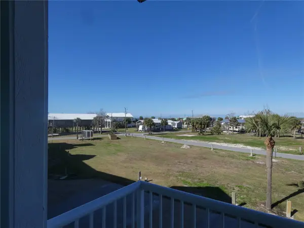 502 MAIN ST #106, Horseshoe Beach, FL 32648