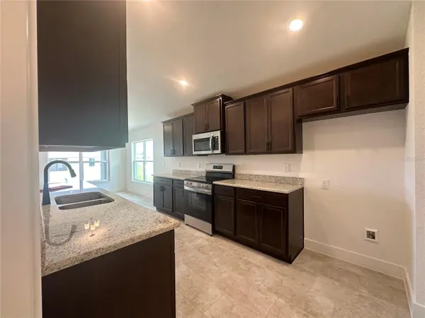 12551 NE 48TH TER, Oxford, FL 34484