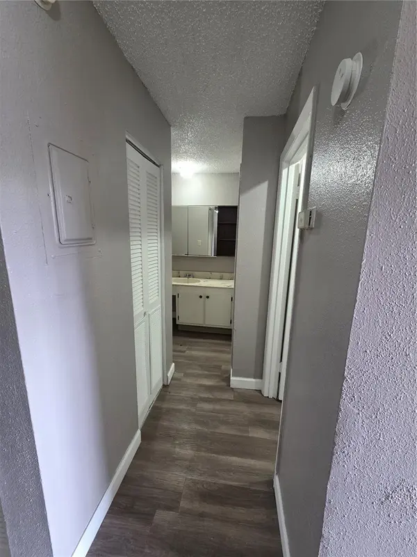 2811 SW ARCHER RD #R142, Gainesville, FL 32608
