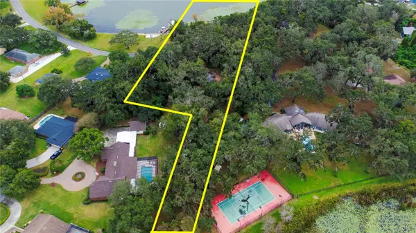 2060 LAKE ARIANA BLVD, Auburndale, FL 33823