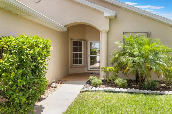 464 LAKE SUZANNE DR, Lake Wales, FL 33859