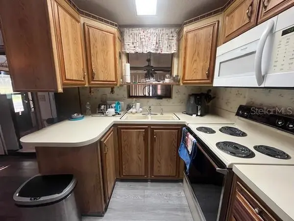 70 FAIRVIEW DR S, Haines City, FL 33844