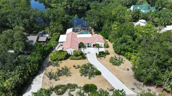 200 ISLAND WAY, Winter Haven, FL 33884