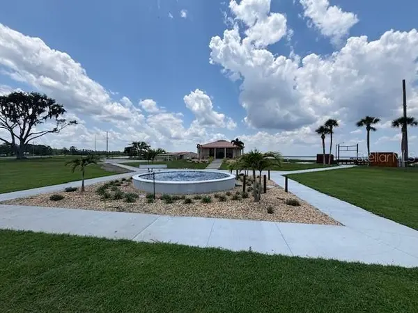 1018 CALENDULA DR, Indian Lake Estates, FL 33855