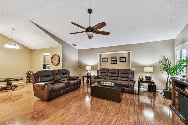 2817 WINGFOOT CT, Winter Haven, FL 33884