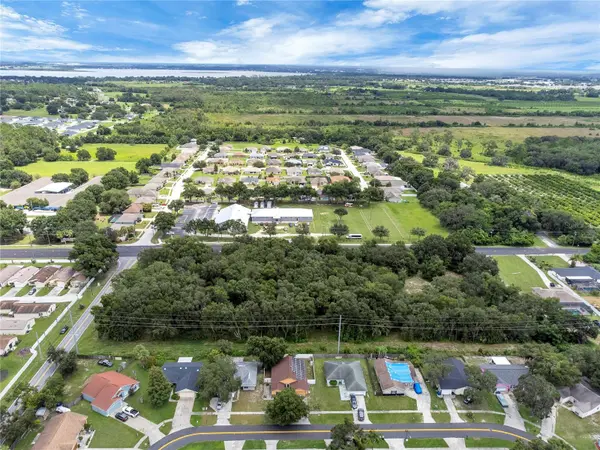 2400 BUCKEYE RD NE, Winter Haven, FL 33881