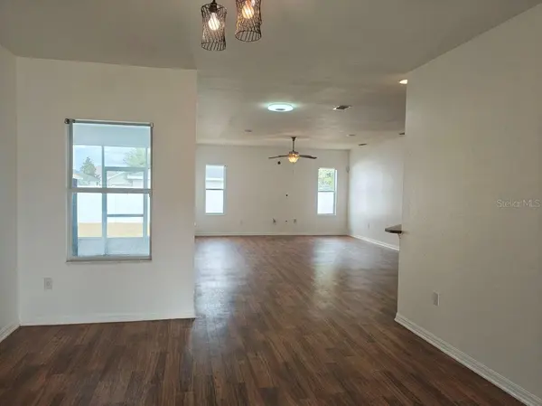 1561 SHOREWOOD DR, Auburndale, FL 33823