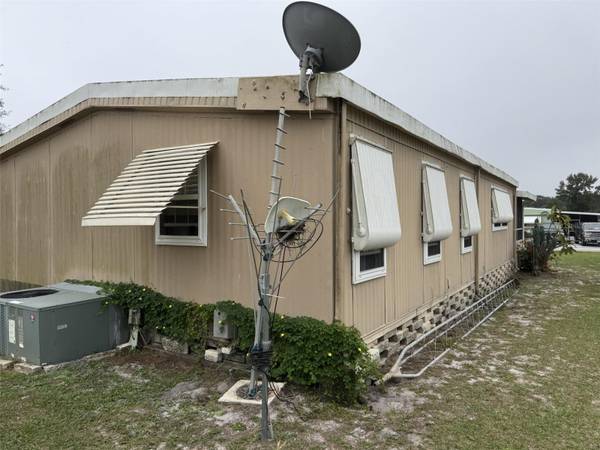 9072 LAKE POINT BLVD, Lake Wales, FL 33898
