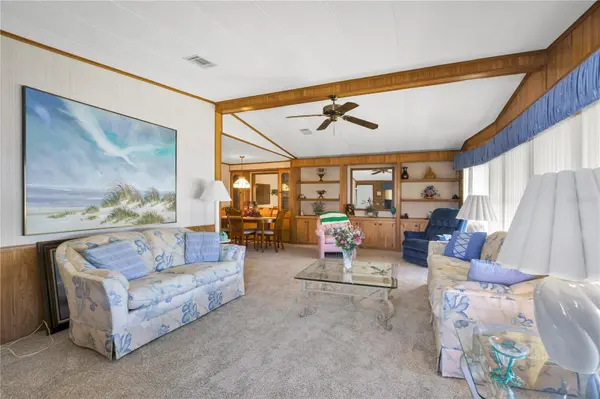 4969 FOXWOOD LAKE DR, Lakeland, FL 33810