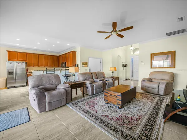 5197 PEBBLE BEACH BLVD, Winter Haven, FL 33884