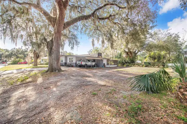 308 GRANADA RD, Auburndale, FL 33823