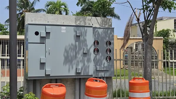 campo AVE. CAMPO RICO INT FIDALGO DIAZ, Carolina, PR 00983