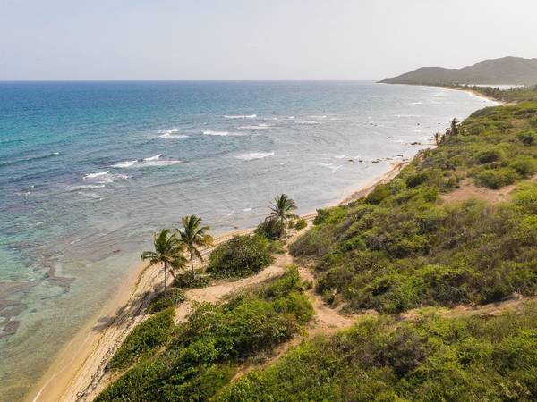344 LA HUECA BLF, Vieques, PR 00765