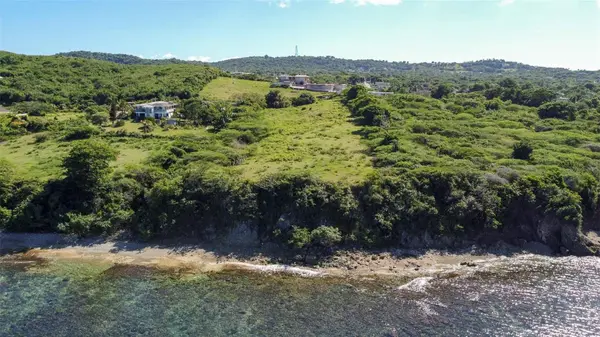 53 CALLE CANON, Vieques, PR 00765