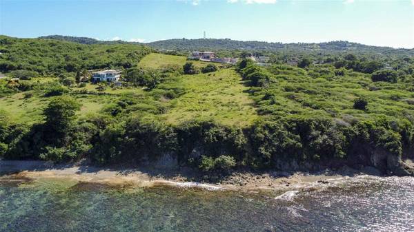 53 CALLE CANON, Vieques, PR 00765