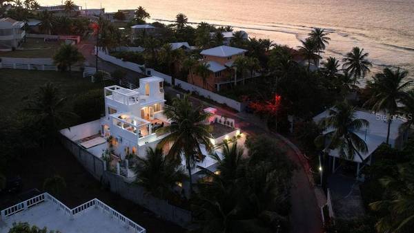 296 BRAVOS DE BOSTON, Vieques, PR 00765