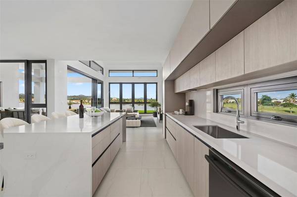 40 LOS LAGOS DR, Palmas Del Mar, PR 00791