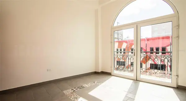 319 RECINTO SUR ST #6, San Juan, PR 00901