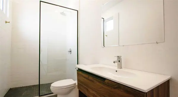 319 RECINTO SUR ST #5, San Juan, PR 00901