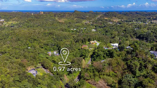 URB. HACIENDAS DEL DORADO CALLE GUAYACAN A30, Toa Alta, PR 00953