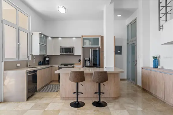 1 SHELL CASTLE CLUB #78, Humacao, PR 00791