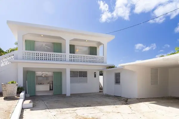 500 BRAVOS DE BOSTON, Vieques, PR 00765
