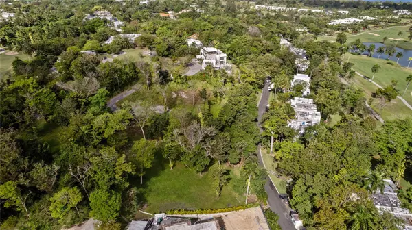 #8 VILLA DORADO ESTATES, Dorado, PR 00646