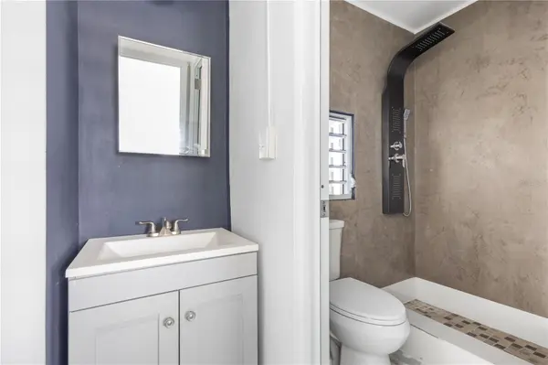 21 EDUARDO CONDE, San Juan, PR 00915