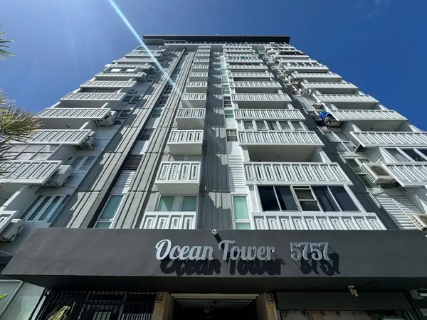 5757 AVE ISLA VERDE #PH-3, Carolina, PR 00979