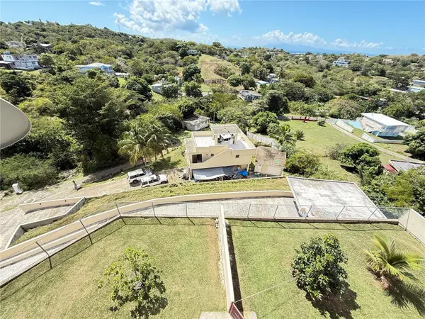 Villa Borinquen BARRIO SANTA MARIA #376 & 377, Vieques, PR 00765