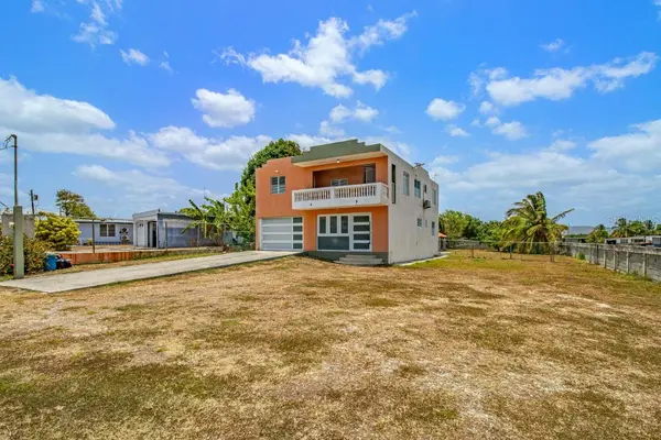 C URB. REPARTO LA HACIENDA #25-99, Santa Isabel, PR 00757